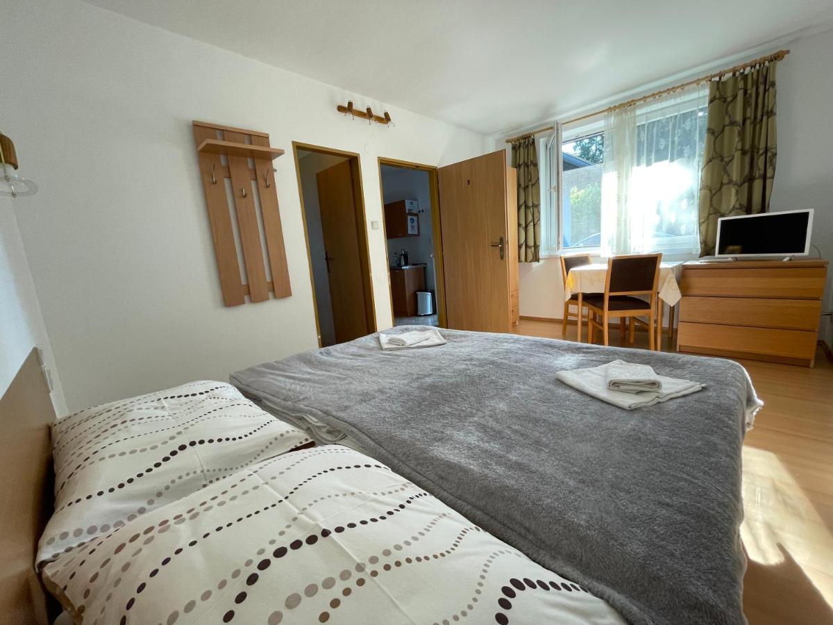 Privat Hotos Apartment Liptovsky Mikulas Luaran gambar